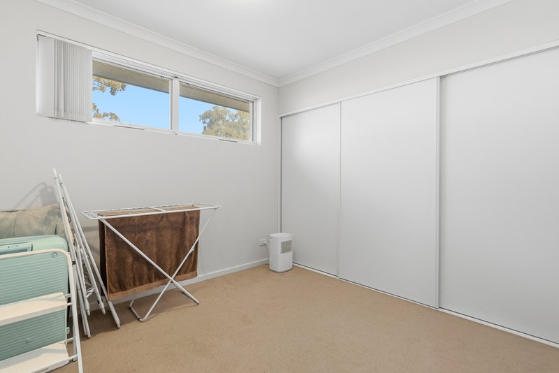 Photo - 2/126 Tibradden Circle, Ascot WA 6104 - Image 12