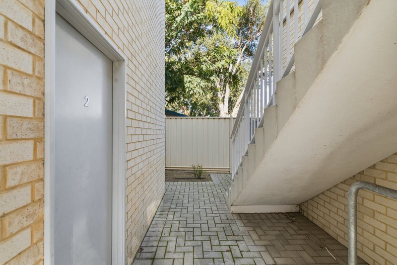 Photo - 2/126 Tibradden Circle, Ascot WA 6104 - Image 15
