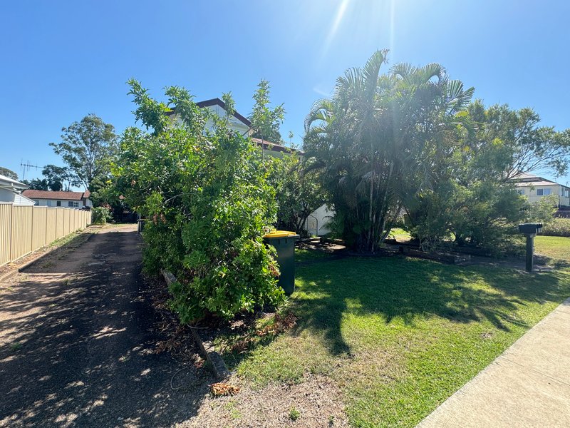 Photo - 2/126 Walker Street, Maryborough QLD 4650 - Image 2