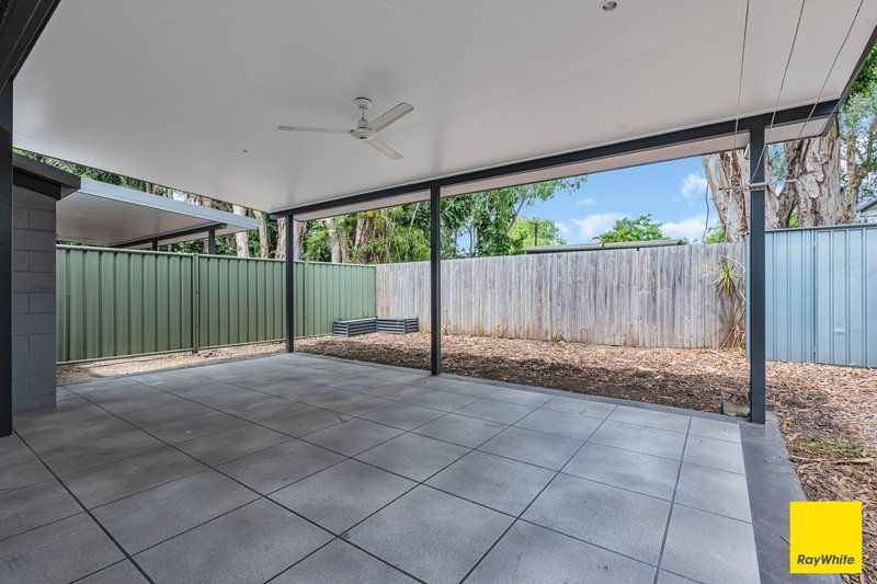 Photo - 2/126 Wistaria Street, Holloways Beach QLD 4878 - Image 10