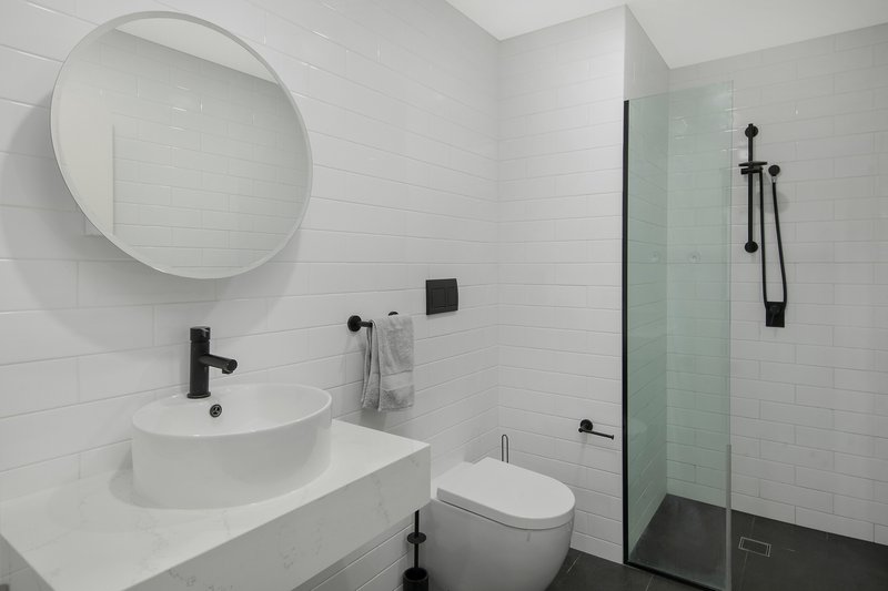 Photo - 2/127 Pennant Street, Parramatta NSW 2150 - Image 7