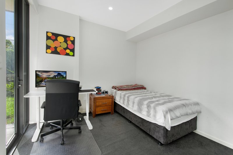 Photo - 2/127 Pennant Street, Parramatta NSW 2150 - Image 8