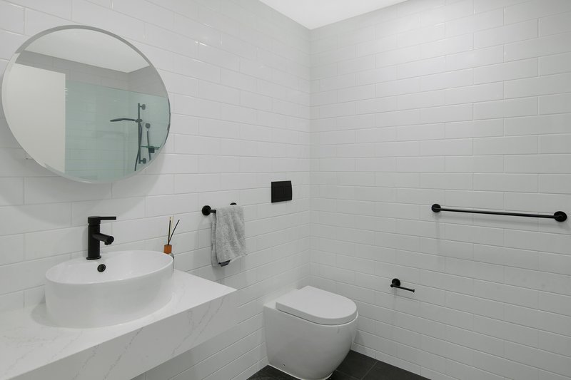 Photo - 2/127 Pennant Street, Parramatta NSW 2150 - Image 9