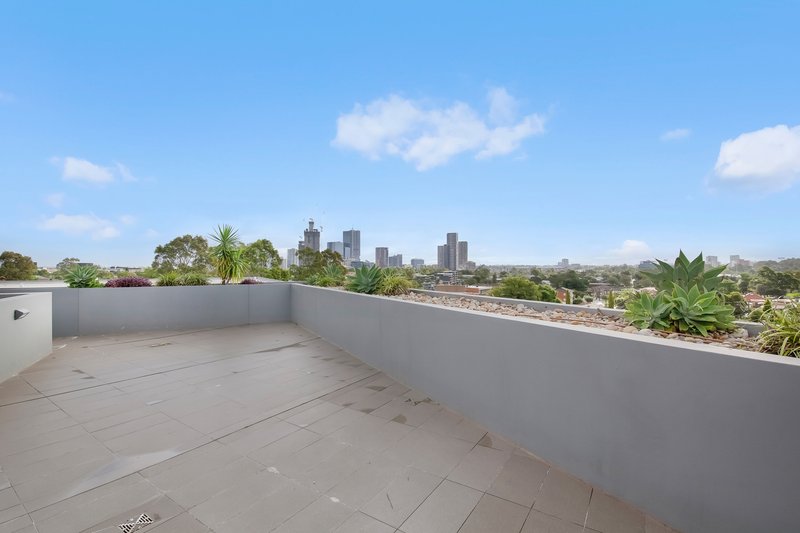 Photo - 2/127 Pennant Street, Parramatta NSW 2150 - Image 10