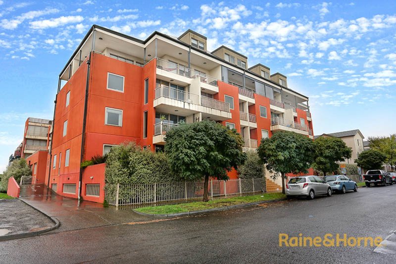 212/77 Village Way, Maribyrnong VIC 3032