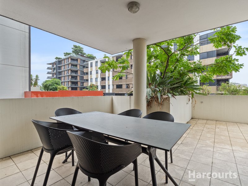 Photo - 212/803 Stanley Street, Woolloongabba QLD 4102 - Image 10