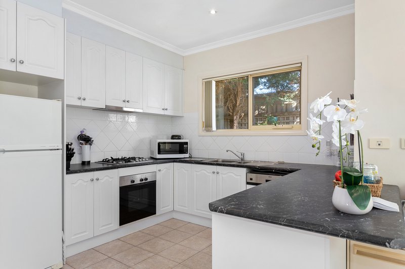 Photo - 2/1284 Nepean Highway, Cheltenham VIC 3192 - Image 3