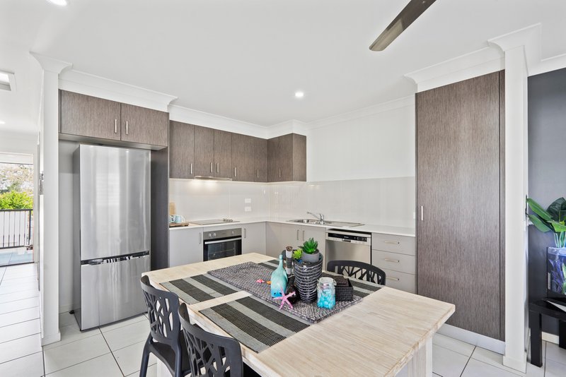 Photo - 21/29 St Anthony Drive, Alexandra Hills QLD 4161 - Image 6