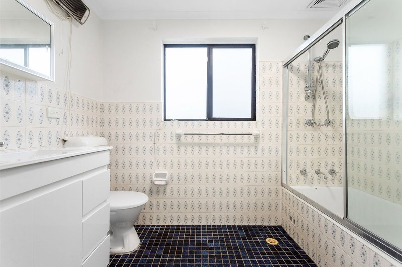 Photo - 2/129 Victoria Road, Punchbowl NSW 2196 - Image 7