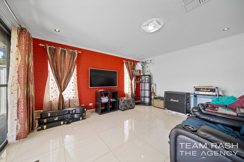 Photo - 2/129A Coolgardie Avenue, Redcliffe WA 6104 - Image 17