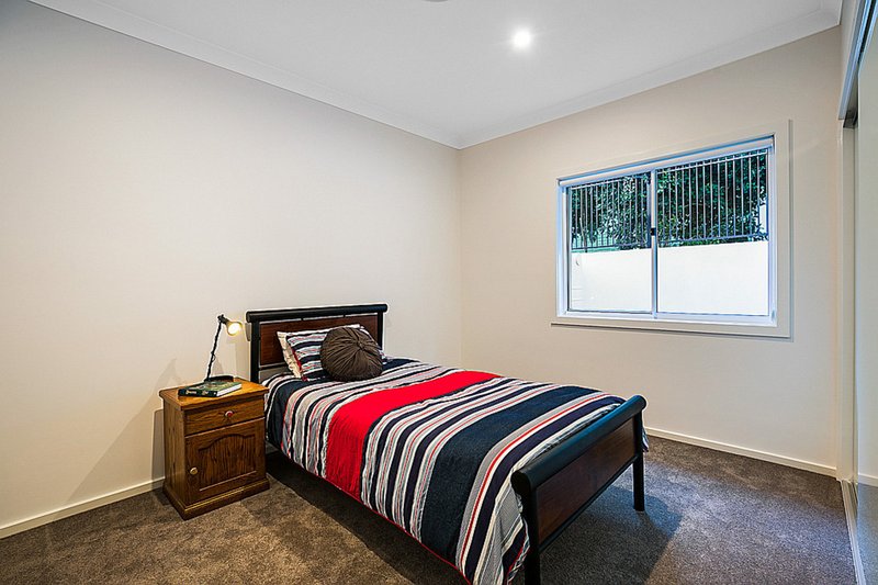 Photo - 2/12a Cottesloe Street, East Toowoomba QLD 4350 - Image 12