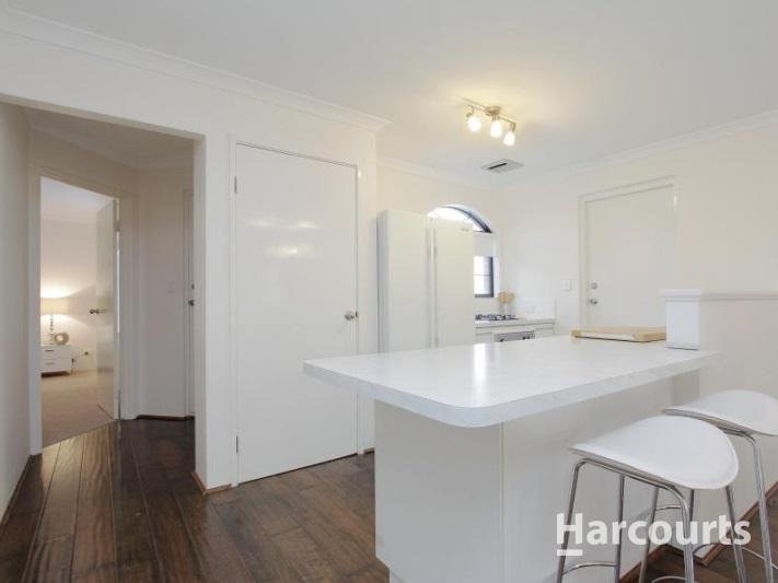 Photo - 212A Newborough Street, Karrinyup WA 6018 - Image 4