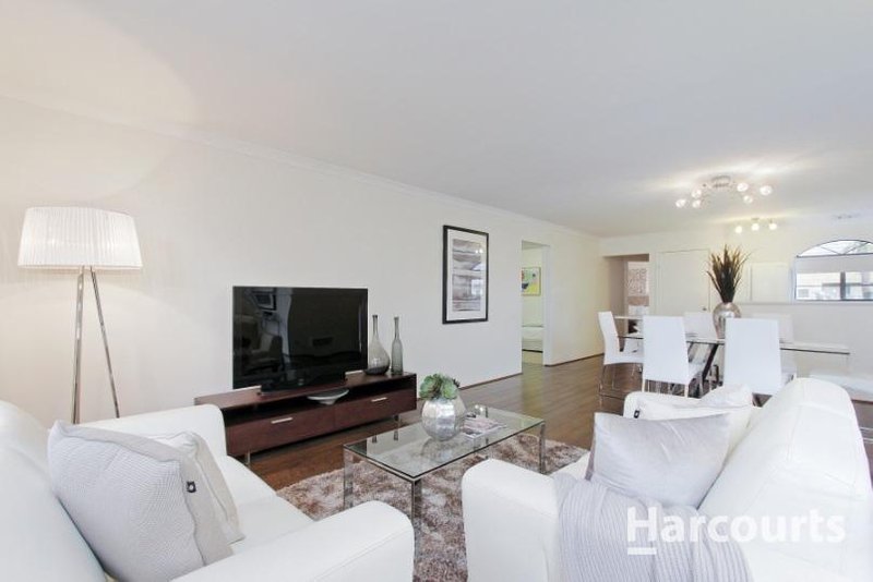 Photo - 212A Newborough Street, Karrinyup WA 6018 - Image 6