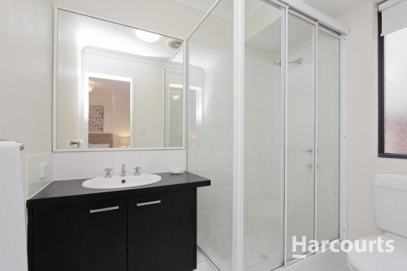 Photo - 212A Newborough Street, Karrinyup WA 6018 - Image 9
