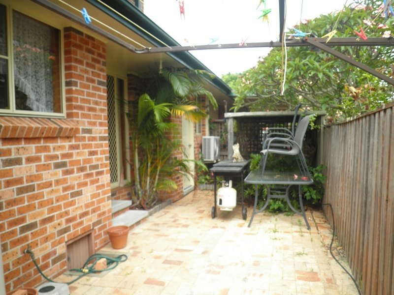 Photo - 2/12A North Street, Tuncurry NSW 2428 - Image 8