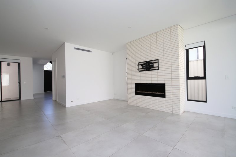 Photo - 212A William Street, Yagoona NSW 2199 - Image 3