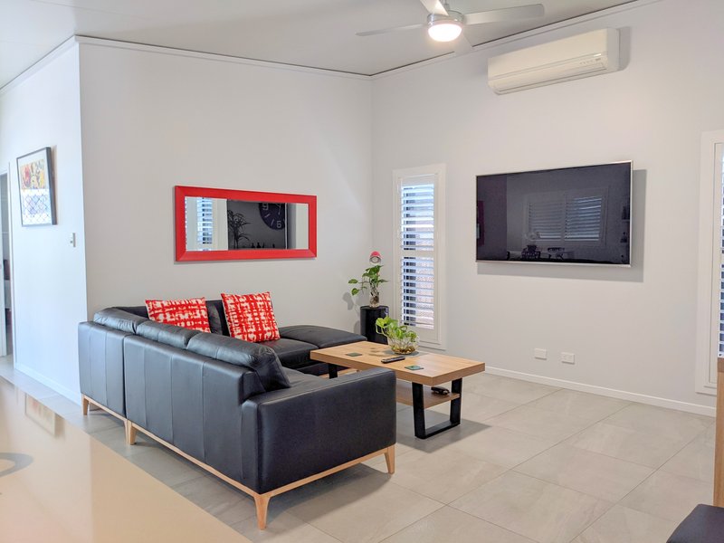 Photo - 212C King St , Clontarf QLD 4019 - Image 9