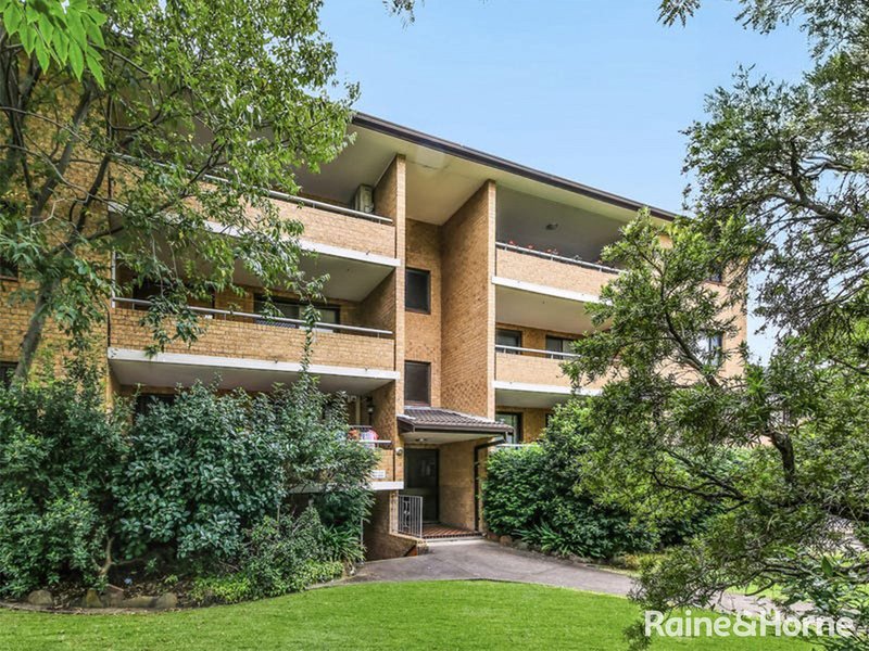 2/13-15 Helen Street, Westmead NSW 2145