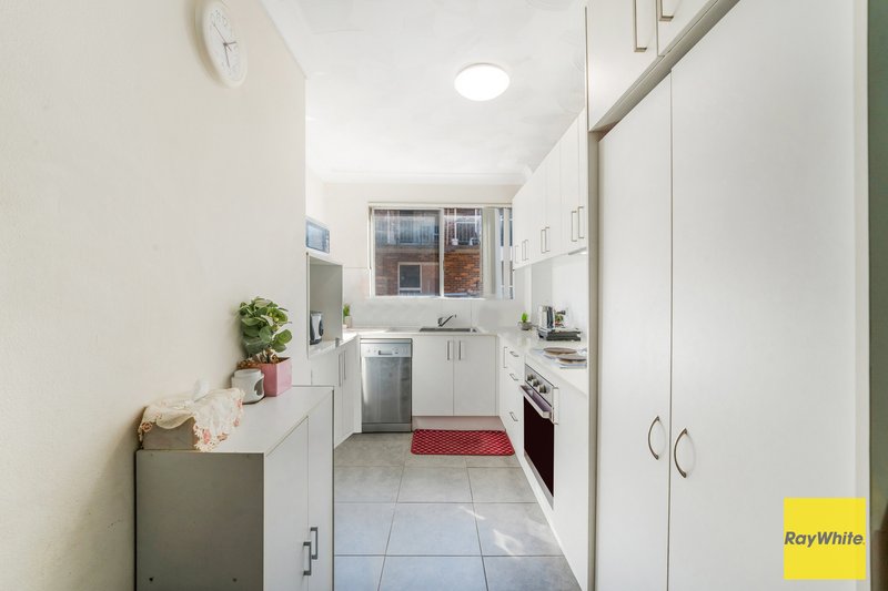 Photo - 2/13-15 Lackey Street, Fairfield NSW 2165 - Image 6