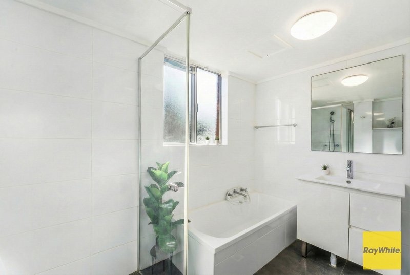 Photo - 2/13-15 Lackey Street, Fairfield NSW 2165 - Image 9