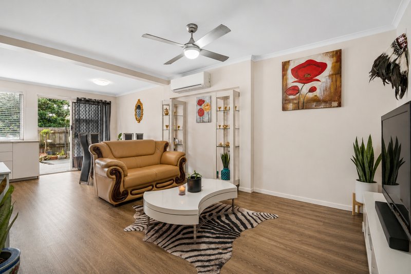Photo - 2/13-15 Wills Lane, Capalaba QLD 4157 - Image 5