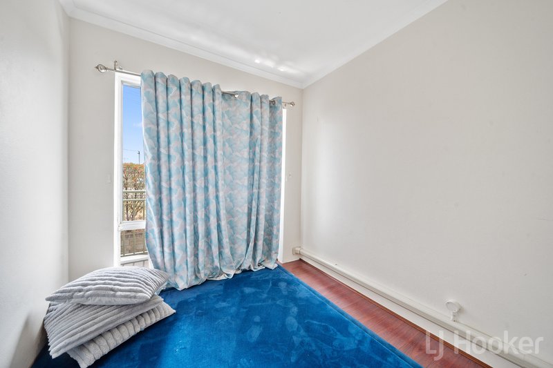 Photo - 2/13-17 Carinya Street, Queanbeyan NSW 2620 - Image 10