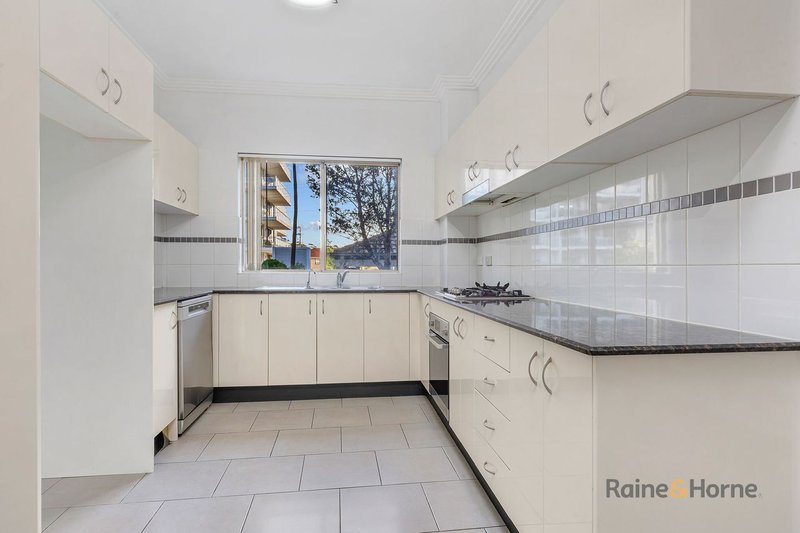 Photo - 2/13-17 Thallon Street, Carlingford NSW 2118 - Image 8