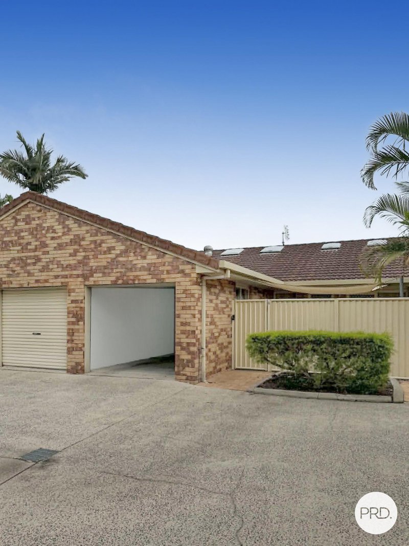 Photo - 2/13 Aragorn Street, Maroochydore QLD 4558 - Image 2