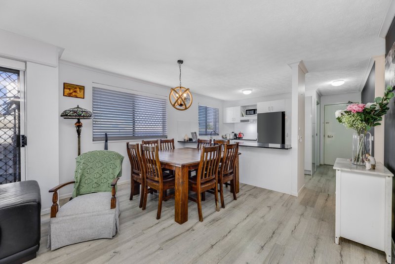 Photo - 2/13 Arthur Street, Kings Beach QLD 4551 - Image