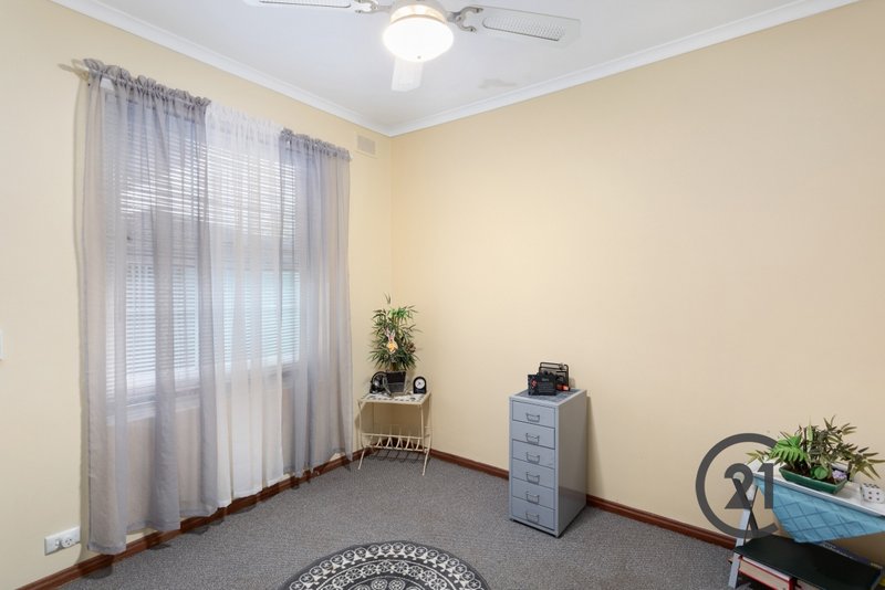 Photo - 2/13 Beachway Avenue, Semaphore Park SA 5019 - Image 9