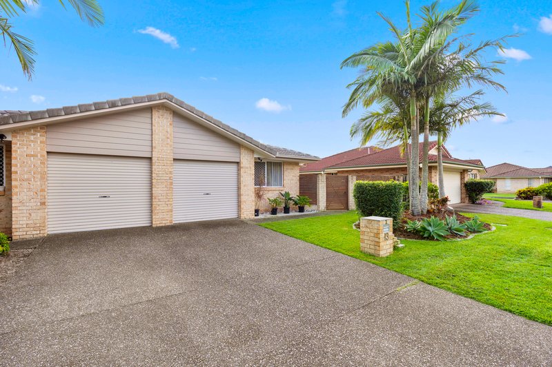 Photo - 2/13 Belrose Boulevard, Varsity Lakes QLD 4227 - Image 2