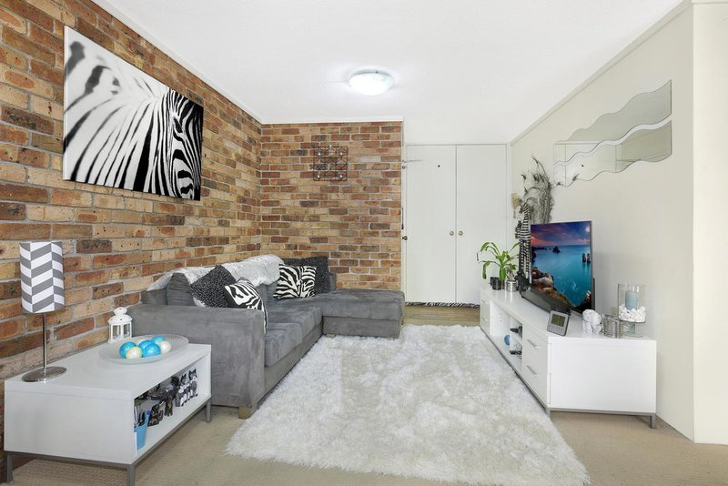 Photo - 2/13 Bode Ave Avenue, North Wollongong NSW 2500 - Image 3