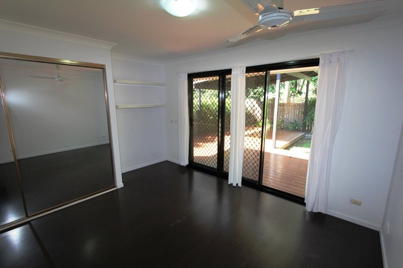 Photo - 2/13 Corunna Crescent, Ashmore QLD 4214 - Image 8