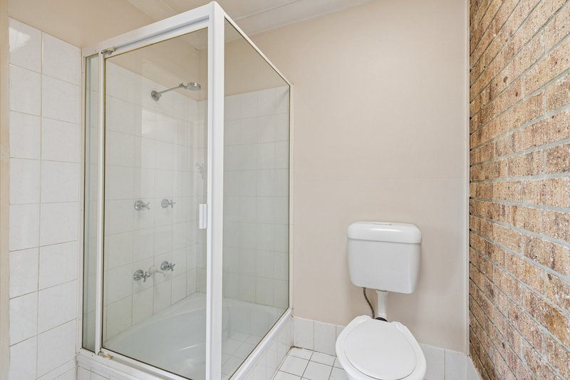 Photo - 2/13 Croydon Road, Logan Central QLD 4114 - Image 11