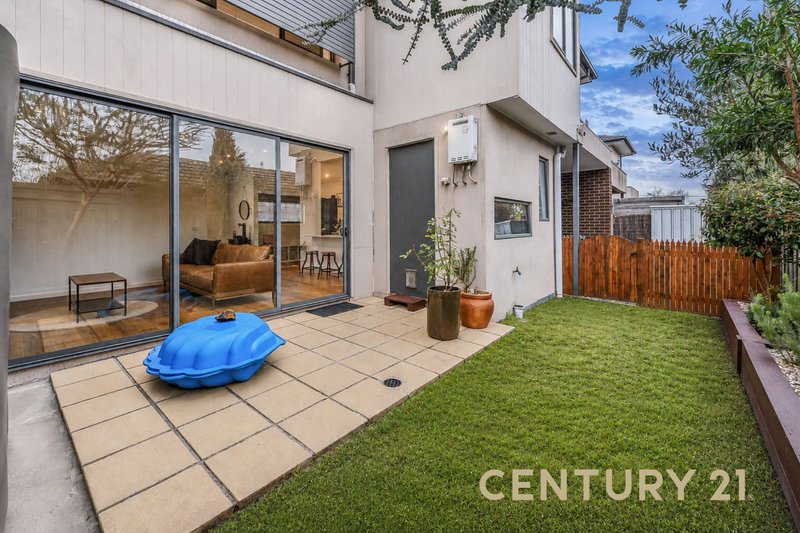 Photo - 2/13 French Street, Noble Park VIC 3174 - Image 11
