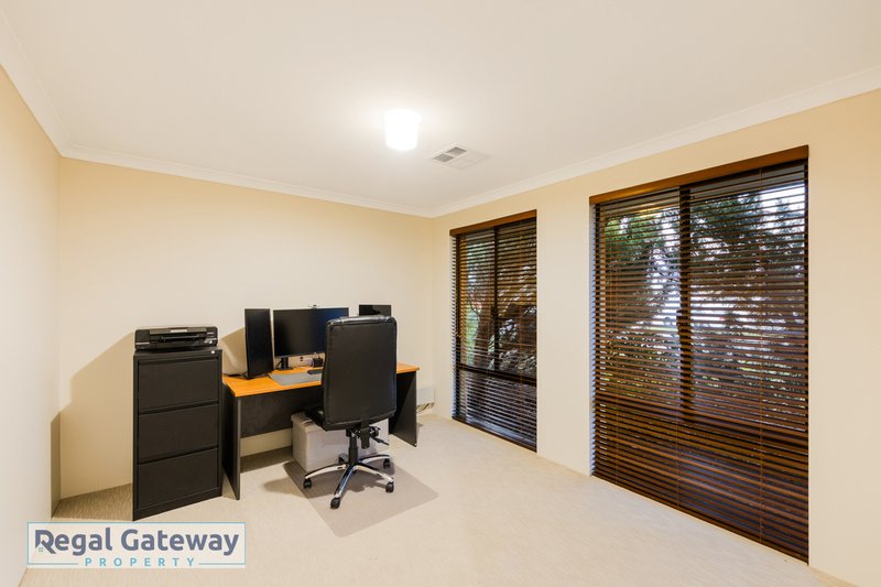 Photo - 213 Gaebler Road, Aubin Grove WA 6164 - Image 10