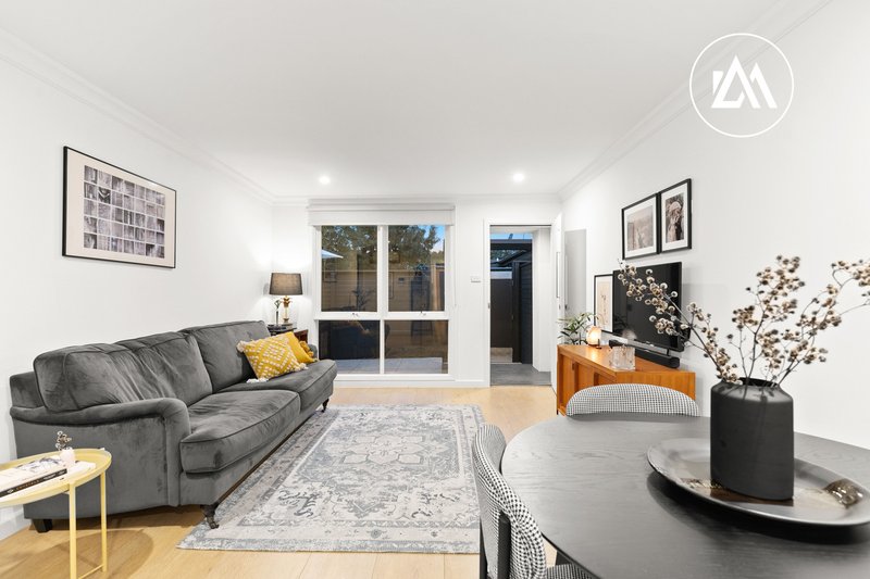 Photo - 2/13 George Street, Frankston VIC 3199 - Image 9