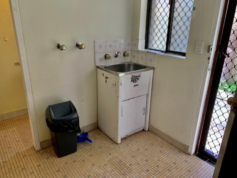 Photo - 2/13 Gilbert Street, Cabramatta NSW 2166 - Image 9