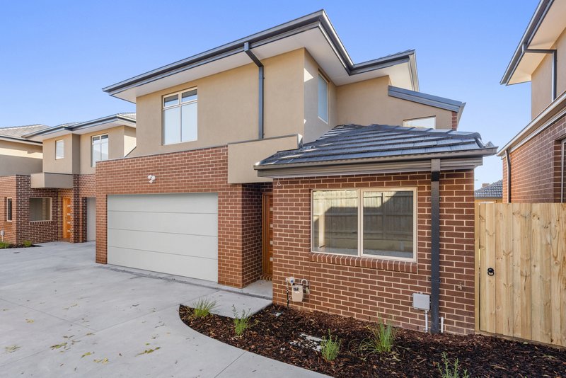 Photo - 2/13 Greenwood Street, Burwood VIC 3125 - Image