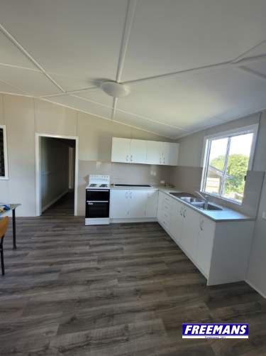 Photo - 2/13 Jarrah Street, Kingaroy QLD 4610 - Image 13