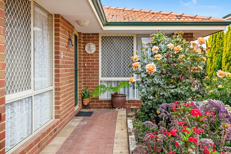 2/13 Kitchener Road, Melville WA 6156