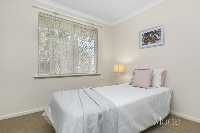 Photo - 2/13 Kitchener Road, Melville WA 6156 - Image 13