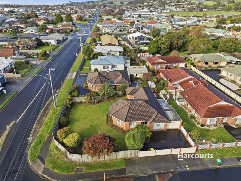Photo - 2/13 Lovett Street, Ulverstone TAS 7315 - Image 14