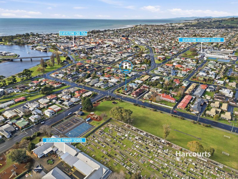 Photo - 2/13 Lovett Street, Ulverstone TAS 7315 - Image 15