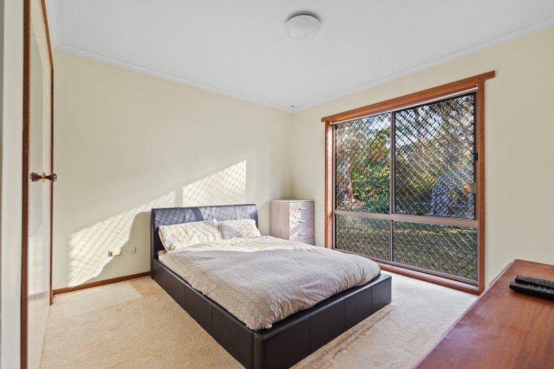 Photo - 2/13 Mary Rogers Crescent, Leongatha VIC 3953 - Image 9