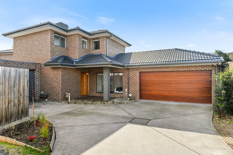 Photo - 2/13 Monash Drive, Mulgrave VIC 3170 - Image 2