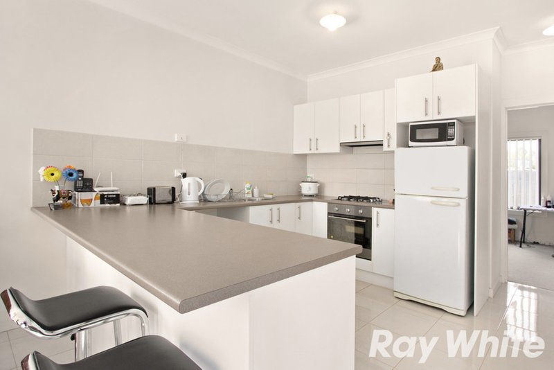 Photo - 2/13 Nandina Road, Narre Warren VIC 3805 - Image 2