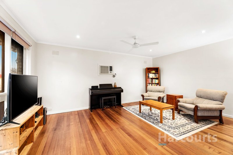 Photo - 2/13 Norma Crescent, Knoxfield VIC 3180 - Image 4