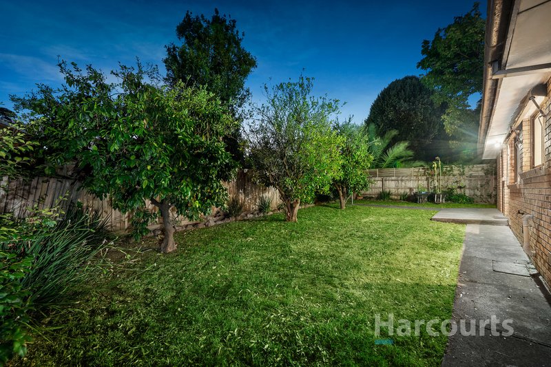 Photo - 2/13 Norma Crescent, Knoxfield VIC 3180 - Image 10