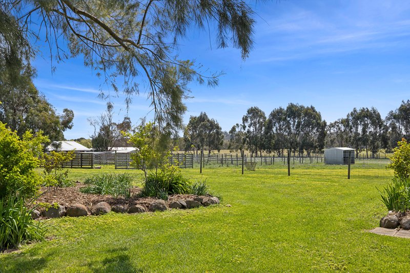 Photo - 213 Northumberland Road, Kyneton VIC 3444 - Image 24